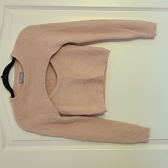 Sky and Sparrow Tops - SKY AND SPARROW Fuzzy Pink Cami Camisole & Shrug Set Womens Small